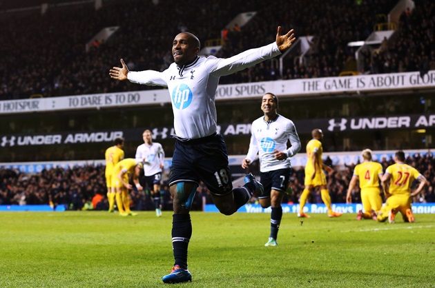 LONDON, ENGLAND - JANUARY 11:  Jermain Defoe of Tottenham Hotspur celebrates his goal during the Barclays Premier League match between Tottenham Hotspur and Crystal Palace at White Hart Lane on January 11, 2014 in London, England.  (Photo by Julian Finney/Getty Images)