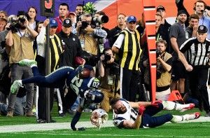 Jeremy Lane intercepted Tom Brady in the first quarter, leaving him with a gruesome arm injury.
