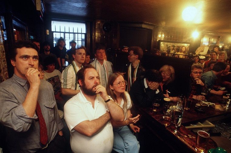 World Cup 11/6/90 Republic of Ireland vs England Fans watch the game in Toners Bar, Dublin Mandatory Credit ©INPHO/James Meehan