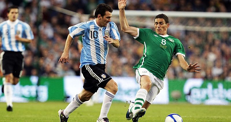 International Friendly 11/8/2010 Republic of Ireland vs Argentina Ireland's Keith Andrews and Lionel Messi of Argentina Mandatory Credit ©INPHO/Cathal Noonan *** Local Caption ***