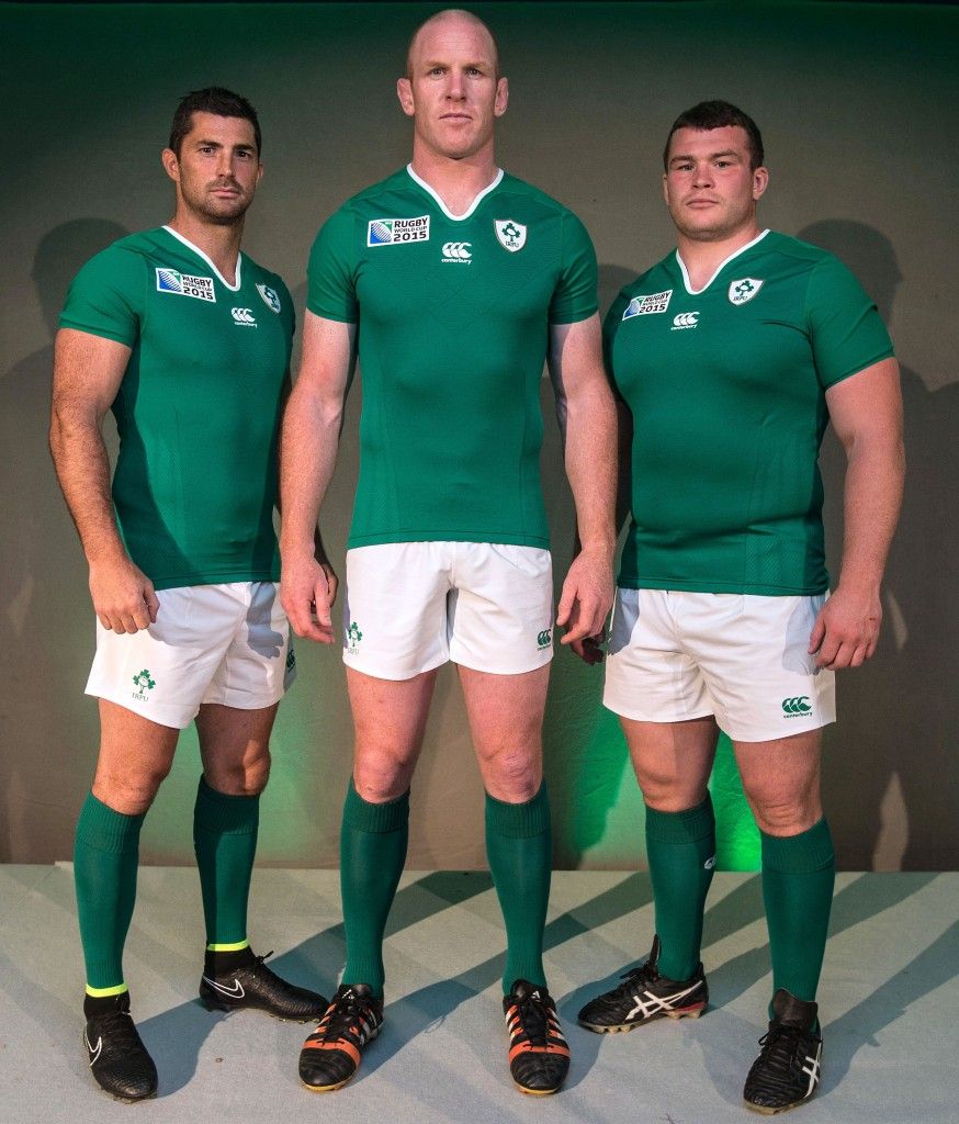 REPRO FREE***PRESS RELEASE NO REPRODUCTION FEE*** Canterbury and IRFU Unveil New Irish Rugby World Cup 2015 Jersey 14/7/2015 Unveiled at an exclusive fan event in Galway and through graffiti street art in Dublin, Canterbury and the IRFU today unveiled the new Irish Rugby World Cup 2015 jersey, the most innovative and technically advanced rugby jersey ever worn by an Irish rugby team. Available in traditional green and a striking black and green alternate version, the new jersey will be worn for the first time in the Millennium Stadium on August 8th when Ireland take on Wales in the first of their RWC15 warm up matches. Charged with producing a kit that looks better, feels better and performs better, Canterbury’s innovation team, The Canterbury Lab, has worked closely with members of the Irish rugby team and management to identify and find solutions to the psychological, physical and environmental challenges that the Irish rugby team will face throughout the 2015 RWC. Pictured (L-R) Rob Kearney, Paul O'Connell and Jack McGrath Mandatory Credit ©INPHO/Dan Sheridan
