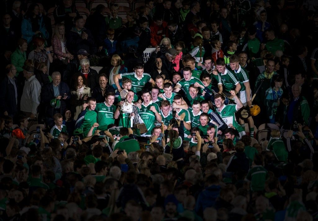 Bord Gais Energy GAA All Ireland Under 21 Hurling Championship Final, Semple Stadium, Thurles, Tipperary 12/9/2015 Limerick vs Wexford Limerick players celebrate with the trophy after the match Mandatory Credit ©INPHO/Cathal Noonan