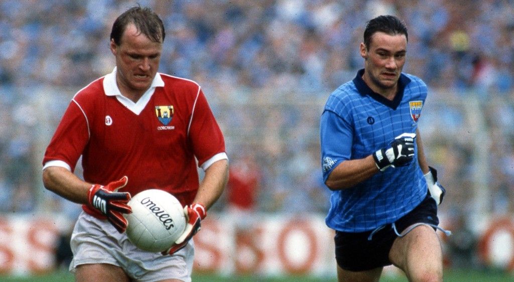 All Ireland Semi-Final 20/8/1989 Dublin vs Cork Dublin's Paul Curran with Teddy McCarthy of Cork Mandatory Credit ©INPHO