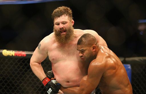 DALLAS, TX - MARCH 14: (L-R) Roy Nelson fights with Alistair Overeem in the Heavyweight bout during the UFC 185 event at American Airlines Center on March 14, 2015 in Dallas, Texas. (Photo by Ronald Martinez/Getty Images)