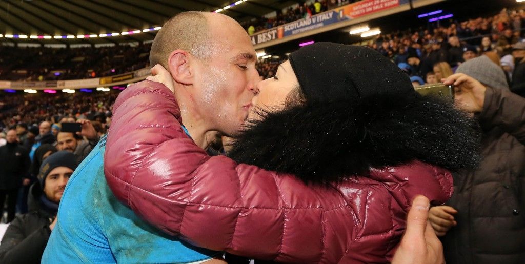 RBS 6 Nations Championship, Murrayfield, Scotland 28/2/2015 Scotland vs Italy Italy's Sergio Parisse kisses his partner after the game Mandatory Credit ©INPHO/Cathal Noonan