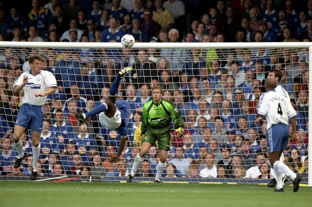 22 Aug 1998:  Emiile Heskey of Leicester attemps an overhead kick against Everton in the FA Carling Premiership match at Filbert St in Liverpool in England. Leicester won 2-0.   Mandatory Credit: Graham Chadwick /Allsport