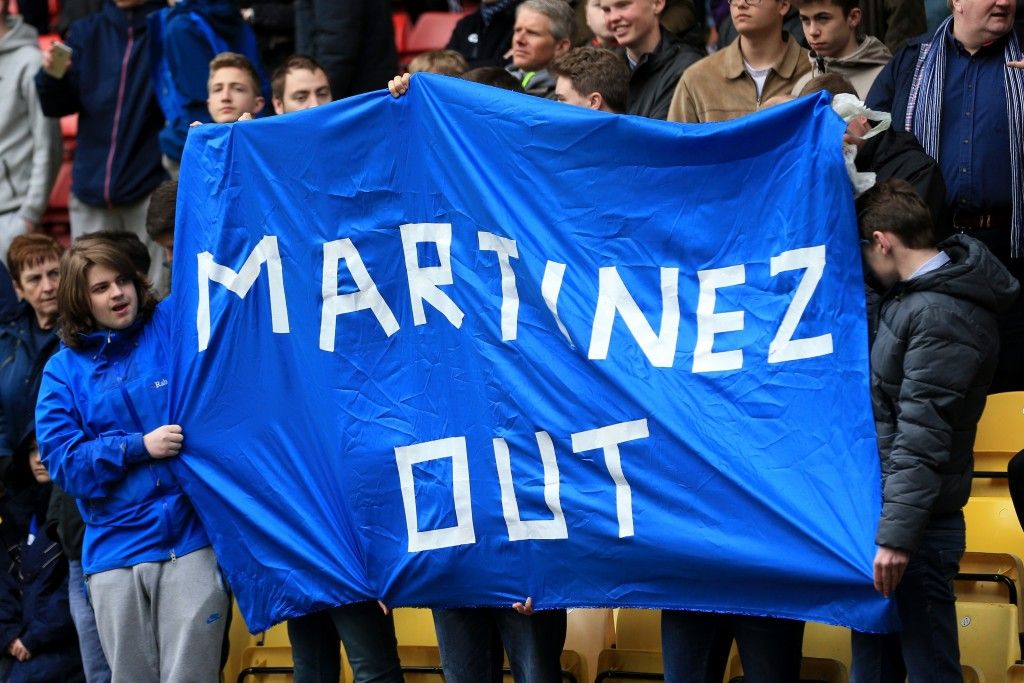 during the Barclays Premier League match between Watford and Everton at Vicarage Road on April 9, 2016 in Watford, England.