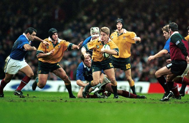 Australian centre Tim Horan at the Rugby World Cup final between Australia and France at Cardiff Arms Park, 1999. Photo: PHOTOSPORT