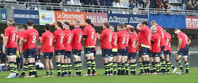Leinster team line up in tribute to Anthony Foley 23/10/2016