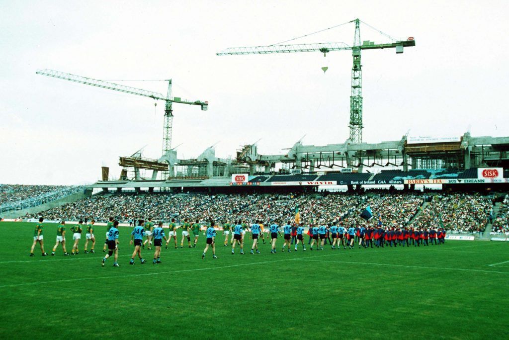 Leinster Football Final 1994 Dublin vs Meath General view of the teams parading in front of the new Cusack Stand Mandatory Credit ©INPHO/Lorraine O'Sullivan