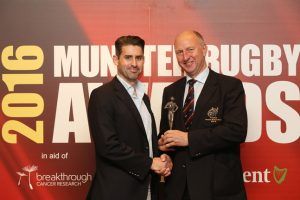 REPRO FREE***PRESS RELEASE NO REPRODUCTION FEE*** 2016 Munster Rugby Awards, Silver Springs Hotel, Cork 13/5/2015 Frank Murphy (Referee of the Year) and Bertie Smith, President of Munster Branch Mandatory Credit ©INPHO/Cathal Noonan