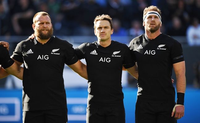 Joe Moody, Ben Smith and Kieran Read during the national anthems 5/11/2016
