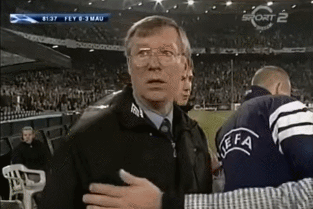 Alex Ferguson's reaction to horror tackle on Denis Irwin is crazy 90s  football at its best | SportsJOE.ie